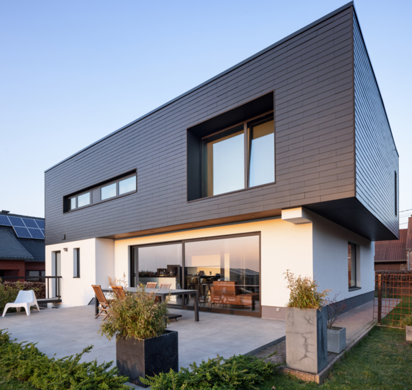 Strakke renovatie in Suarlée, België