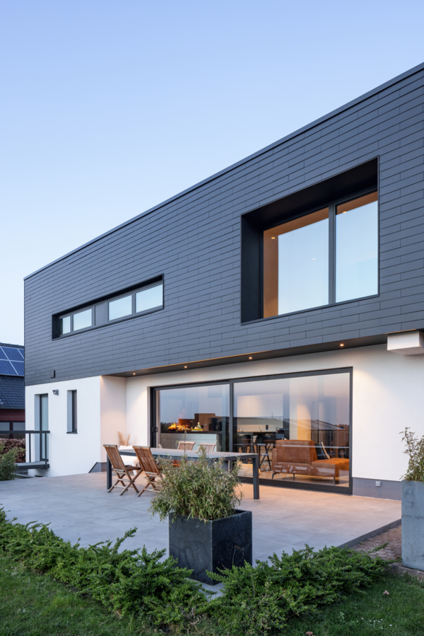 Strakke renovatie in Suarlée, België