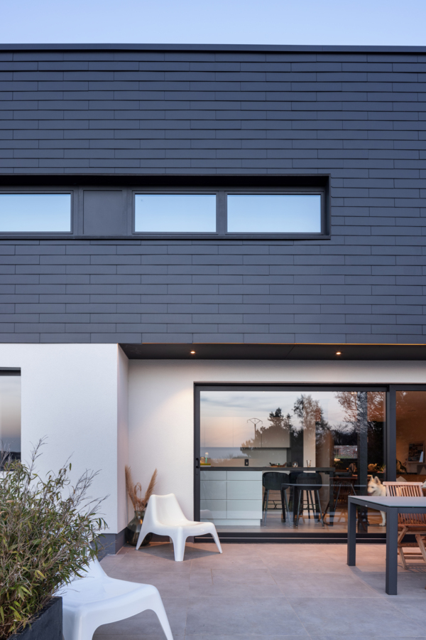 Strakke renovatie in Suarlée, België