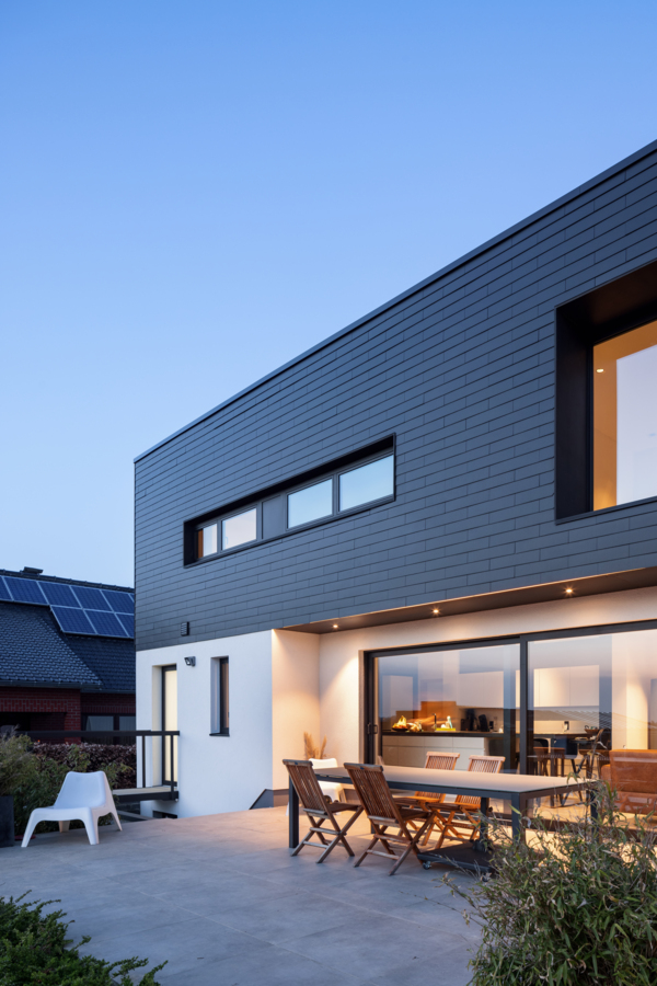 Strakke renovatie in Suarlée, België