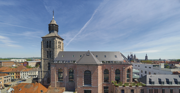 Appartements dans une église à Tournai, Belgique