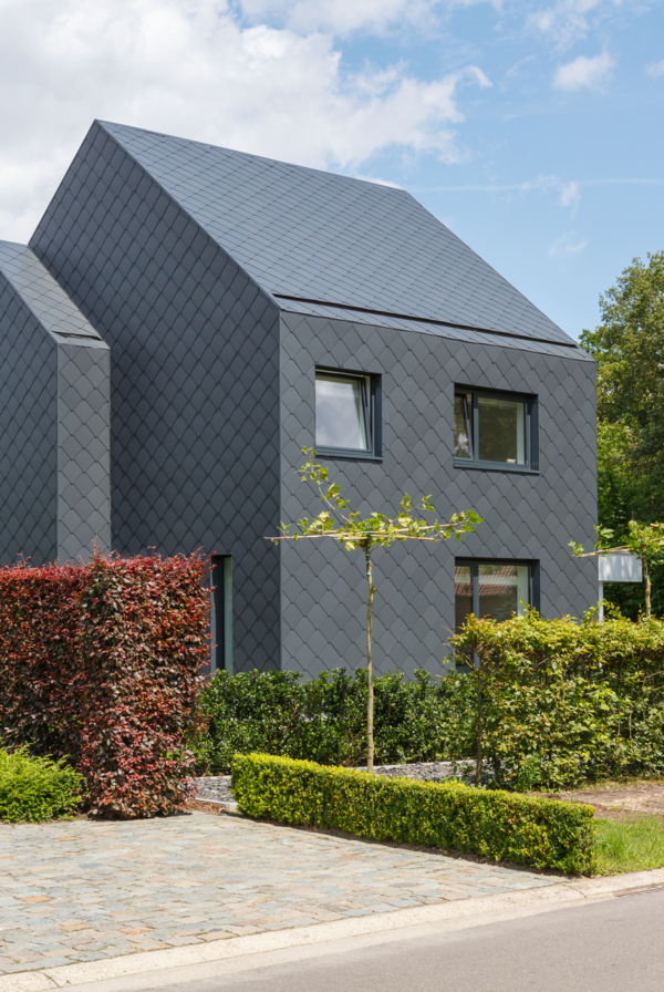 Maison unifamiliale avec ardoises à Genk, Belgique
